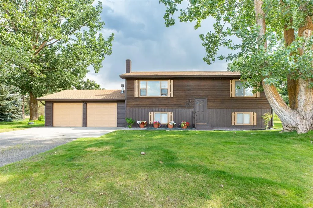 15700 North Park Drive — property photograph 1